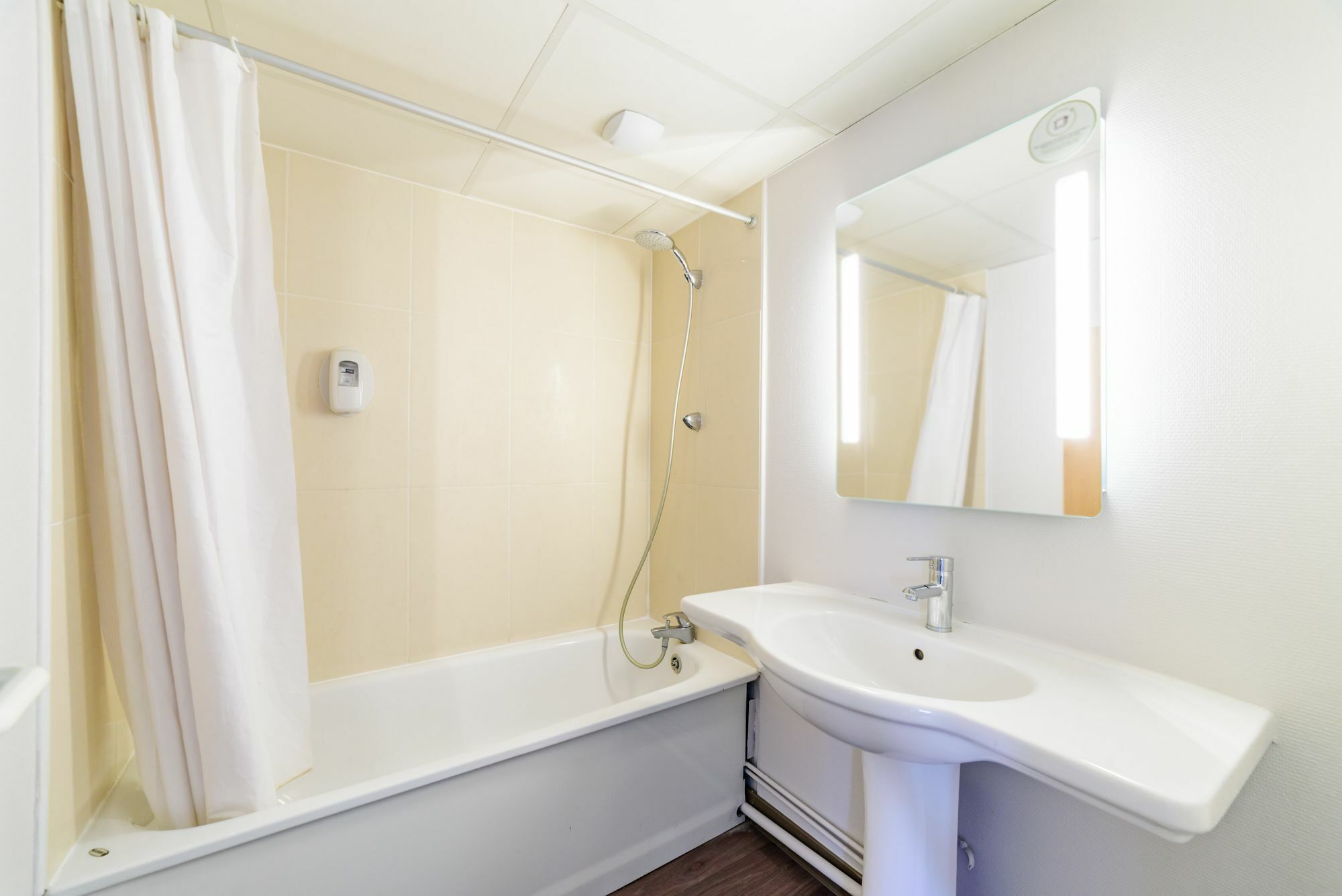 B&B Hotel Besancon Chateaufarine Εξωτερικό φωτογραφία